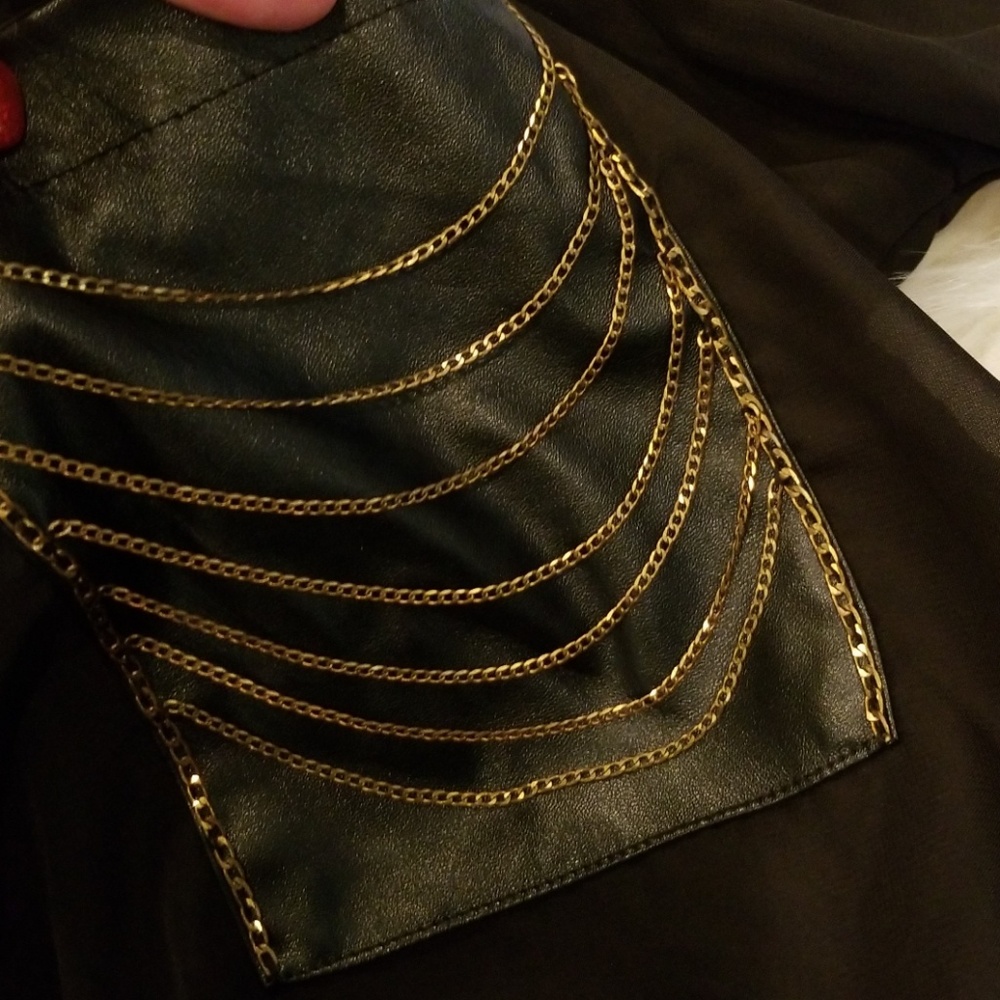 BUTTON DOWN BLOUSE - Picture 5 of 5